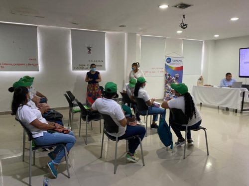 CAPACITACION-A-LAS-AUXILIARES-QUE-REALIZAN-MONITOREO-Y-CENSO-EN-EL-MUNICIPIO